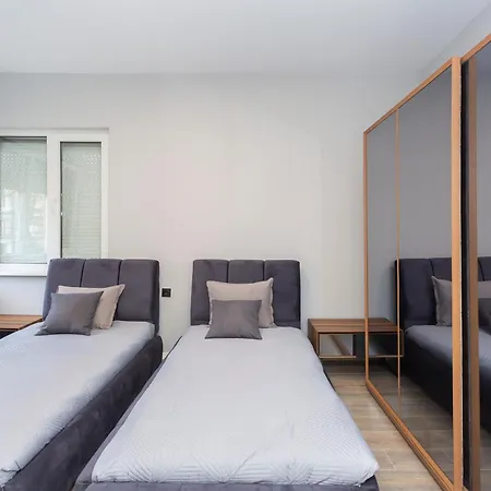 Boutique Paradise Apartment